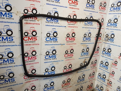 Ford 10, 30, 100, 200, 600, 1000 Super Q Cab Rear Windows Seal E7nn9442082ca - Window and parts for Car: picture 2 Ford 10, 30, 100, 200, 600, 1000 Super Q Cab Rear Windows Seal E7nn9442082ca - Window and parts for Car: picture 2