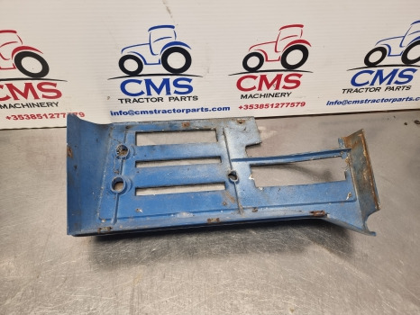 Ford 10, 30, Tw Series 7610, 6610, 5610, Sq Cab Quadrant Panel E9nn19n710aa11b - Cab and interior: picture 5 Ford 10, 30, Tw Series 7610, 6610, 5610, Sq Cab Quadrant Panel E9nn19n710aa11b - Cab and interior: picture 5