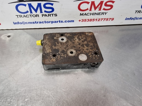 Holland T5, T6, T6.175, Case Maxxum, Puma, Spool Valve Top End 5192188 - Hydraulics: picture 4 Holland T5, T6, T6.175, Case Maxxum, Puma, Spool Valve Top End 5192188 - Hydraulics: picture 4