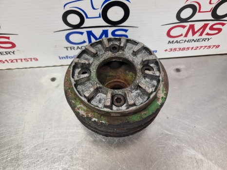 John Deere 1950, 2040, 2140, Crankshaft Pulley R70443 - Belt tensioner for Farm tractor: picture 5 John Deere 1950, 2040, 2140, Crankshaft Pulley R70443 - Belt tensioner for Farm tractor: picture 5
