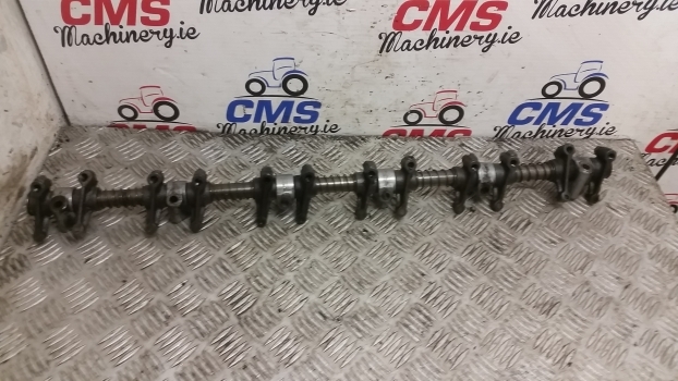 John Deere 30, 40, 50, 6000, 3040 Rocker Arm Shaft Assembly Dd12121, Re31973 - Engine and parts for Farm tractor: picture 1 John Deere 30, 40, 50, 6000, 3040 Rocker Arm Shaft Assembly Dd12121, Re31973 - Engine and parts for Farm tractor: picture 1