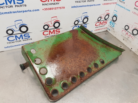 John Deere 50, 55 3040, 3140, 3640 Sg2 Battery Cover Foot Step Lhs Al57560 - Footstep: picture 2 John Deere 50, 55 3040, 3140, 3640 Sg2 Battery Cover Foot Step Lhs Al57560 - Footstep: picture 2