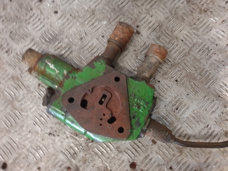 John Deere 6000 & 6020 Series Hydraulic Spool Valve Al169789, Al169859, Al110178 - Hydraulic valve for Farm tractor: picture 1 John Deere 6000 & 6020 Series Hydraulic Spool Valve Al169789, Al169859, Al110178 - Hydraulic valve for Farm tractor: picture 1