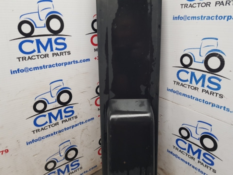John Deere 6000 Series 6200, 6610, 6810 Cab Air Filter Cover Al112551, Al80788 - A/C part: picture 4 John Deere 6000 Series 6200, 6610, 6810 Cab Air Filter Cover Al112551, Al80788 - A/C part: picture 4