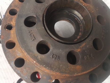 John Deere Telehandler Front Rear Axle Brake Housing Lhs, Rhs Z72506, 4475435050 - Brake parts for Telescopic handler: picture 4 John Deere Telehandler Front Rear Axle Brake Housing Lhs, Rhs Z72506, 4475435050 - Brake parts for Telescopic handler: picture 4