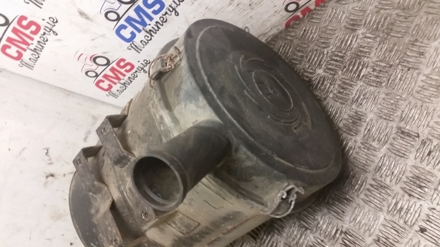 Landini Mythos Series 110, 115 Engine Air Filter Housing 3670486m92 - Air filter for Farm tractor: picture 5 Landini Mythos Series 110, 115 Engine Air Filter Housing 3670486m92 - Air filter for Farm tractor: picture 5