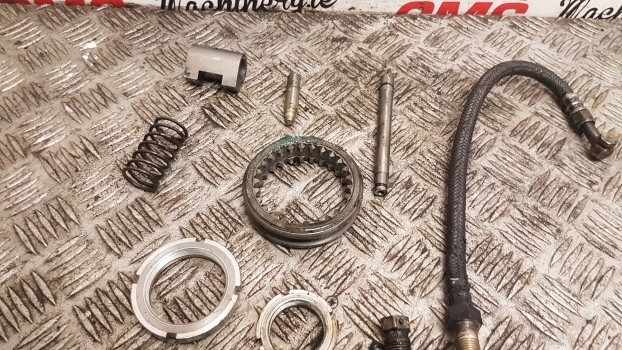 Landini Mythos Series 115 Transmission Assorted Parts 3537063m1 - Transmission for Farm tractor: picture 4 Landini Mythos Series 115 Transmission Assorted Parts 3537063m1 - Transmission for Farm tractor: picture 4