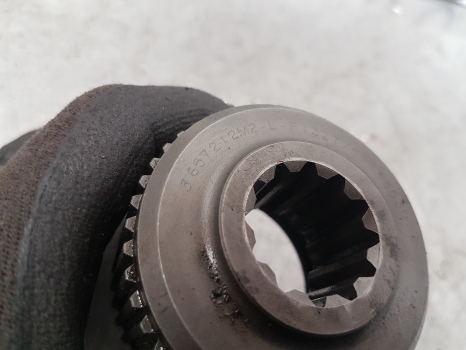 Landini Vision 85, 95, 80, 105 Pto Clutch Hub Gear 3657212m2 - Transmission for Farm tractor: picture 4 Landini Vision 85, 95, 80, 105 Pto Clutch Hub Gear 3657212m2 - Transmission for Farm tractor: picture 4