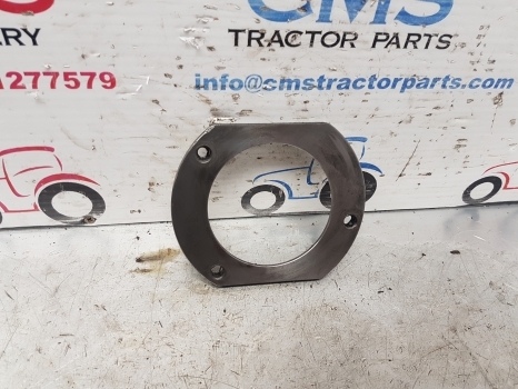 Landini Vision80, 85, 95, 100, 105 Transmission Cover Plate 3660236m1 - Transmission for Farm tractor: picture 2 Landini Vision80, 85, 95, 100, 105 Transmission Cover Plate 3660236m1 - Transmission for Farm tractor: picture 2
