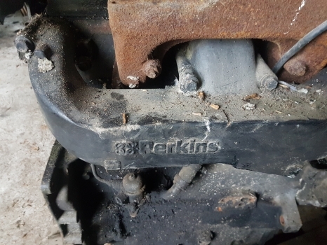 Massey Ferguson 4255, 4245, 3160, 6140, 6150 Engine Intake Manifold 3640983m91 - Intake manifold for Farm tractor: picture 2 Massey Ferguson 4255, 4245, 3160, 6140, 6150 Engine Intake Manifold 3640983m91 - Intake manifold for Farm tractor: picture 2