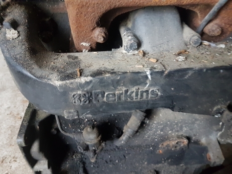 Massey Ferguson 4255, 4245, 3160, 6140, 6150 Engine Intake Manifold 3640983m91 - Intake manifold for Farm tractor: picture 5 Massey Ferguson 4255, 4245, 3160, 6140, 6150 Engine Intake Manifold 3640983m91 - Intake manifold for Farm tractor: picture 5