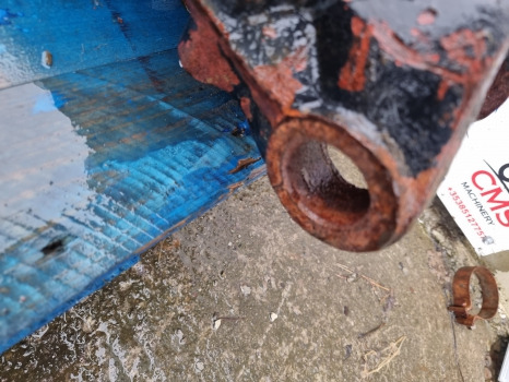 Massey Ferguson 4255, 6160 Front Axle Housing Beam 3764031r1, 3764297m91 - Front axle: picture 5 Massey Ferguson 4255, 6160 Front Axle Housing Beam 3764031r1, 3764297m91 - Front axle: picture 5