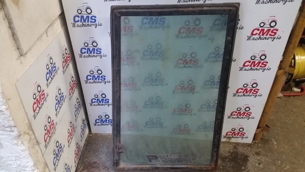 Massey Ferguson 50 Hx S Cab Rear Window Left Assembly - Window and parts for Backhoe loader: picture 3 Massey Ferguson 50 Hx S Cab Rear Window Left Assembly - Window and parts for Backhoe loader: picture 3