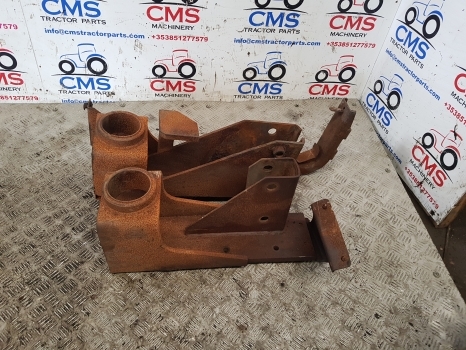 New Holland Case T7, Puma T7.225 Cab Suspension Bracket Support Lhs Rhs 84353071 - Cab suspension for Farm tractor: picture 1 New Holland Case T7, Puma T7.225 Cab Suspension Bracket Support Lhs Rhs 84353071 - Cab suspension for Farm tractor: picture 1