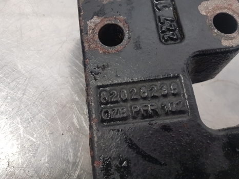 New Holland T6.180, T5, T6, Tsa Cab Support Lhs 82028239, 82032679, 84545222 - Cab suspension for Farm tractor: picture 3 New Holland T6.180, T5, T6, Tsa Cab Support Lhs 82028239, 82032679, 84545222 - Cab suspension for Farm tractor: picture 3