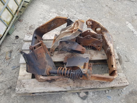 New Holland Tm155, Tm140, Tm165 Tm, 60, Mxm Series Cab Suspension Kit 82036819 - Cab suspension: picture 3 New Holland Tm155, Tm140, Tm165 Tm, 60, Mxm Series Cab Suspension Kit 82036819 - Cab suspension: picture 3