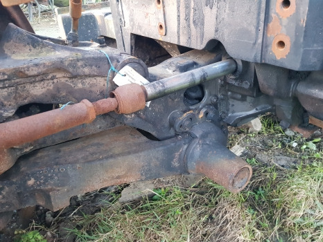 Renault Ares 656 Rx/rz Front Axle Complete 150017, Carraro 20.29si - Axle and parts: picture 3 Renault Ares 656 Rx/rz Front Axle Complete 150017, Carraro 20.29si - Axle and parts: picture 3