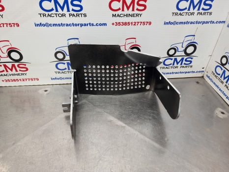 Mccormick Xtx 165, Xtx145 Tier 3 Pto Guard, Shield, 712743a1 - Spare parts for Farm tractor: picture 1 Mccormick Xtx 165, Xtx145 Tier 3 Pto Guard, Shield, 712743a1 - Spare parts for Farm tractor: picture 1