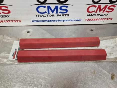 New Holland Lb, Lbb, Tl, Tlb Sliding Pad Pair 85808473 - Spare parts for Backhoe loader: picture 5 New Holland Lb, Lbb, Tl, Tlb Sliding Pad Pair 85808473 - Spare parts for Backhoe loader: picture 5