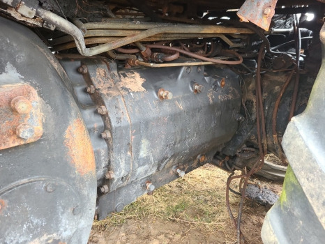 Valtra S280 Transmission gearbox complete - Transmission for Material handling equipment: picture 1 Valtra S280 Transmission gearbox complete - Transmission for Material handling equipment: picture 1