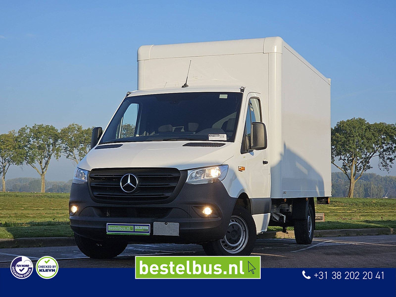Mercedes-Benz Sprinter 317 Bakwagen Laadklep! - Closed box van: picture 1 Mercedes-Benz Sprinter 317 Bakwagen Laadklep! - Closed box van: picture 1
