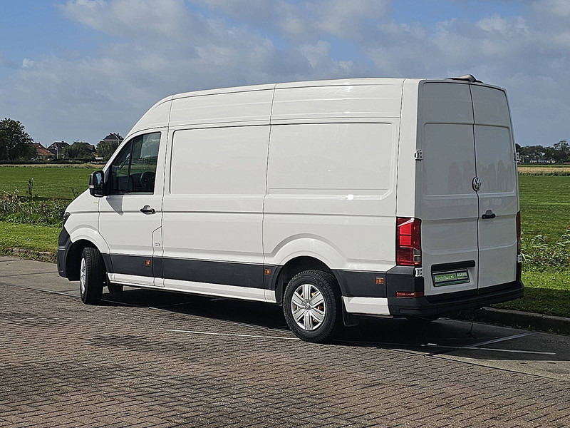 Volkswagen Crafter 2.0 TDI L3H3 - Panel van: picture 5 Volkswagen Crafter 2.0 TDI L3H3 - Panel van: picture 5