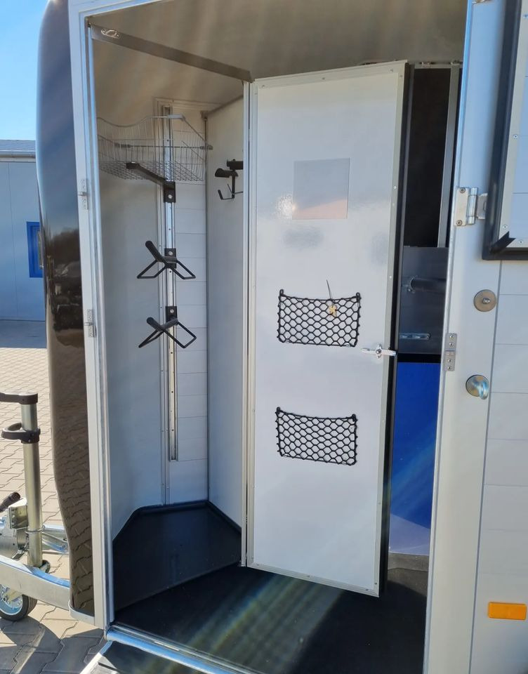 Leasing of CHEVAL LIBERTÉ Touring Country + siodlarnia | przyczepa dla dwóch koni z rampą z przodu | 2000 kg DMC CHEVAL LIBERTÉ Touring Country + siodlarnia | przyczepa dla dwóch koni z rampą z przodu | 2000 kg DMC: picture 20