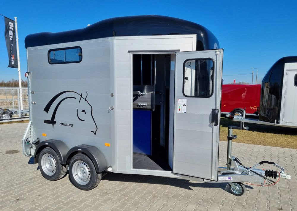 Leasing of CHEVAL LIBERTÉ Touring Country + siodlarnia | przyczepa dla dwóch koni z rampą z przodu | 2000 kg DMC CHEVAL LIBERTÉ Touring Country + siodlarnia | przyczepa dla dwóch koni z rampą z przodu | 2000 kg DMC: picture 16