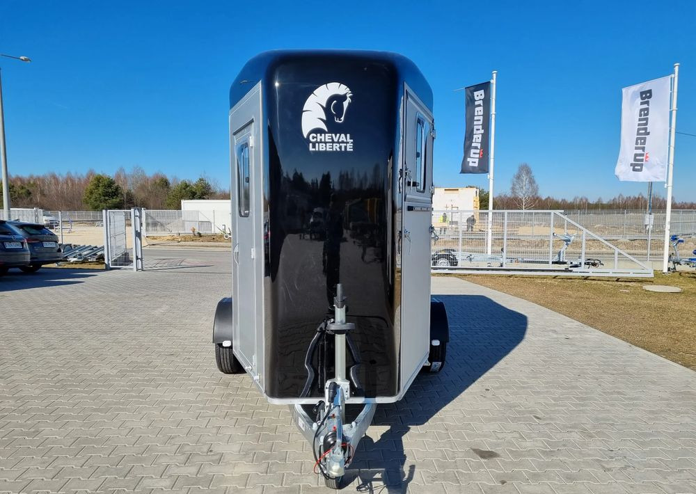 Leasing of CHEVAL LIBERTÉ Touring Country + siodlarnia | przyczepa dla dwóch koni z rampą z przodu | 2000 kg DMC CHEVAL LIBERTÉ Touring Country + siodlarnia | przyczepa dla dwóch koni z rampą z przodu | 2000 kg DMC: picture 7