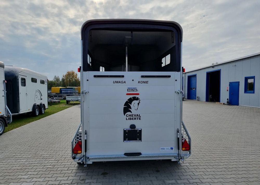 Leasing of CHEVAL LIBERTÉ Touring Country + siodlarnia | przyczepa dla dwóch koni z rampą z przodu | 2000 kg DMC CHEVAL LIBERTÉ Touring Country + siodlarnia | przyczepa dla dwóch koni z rampą z przodu | 2000 kg DMC: picture 10
