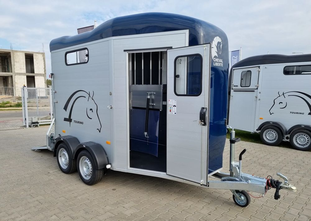 Leasing of CHEVAL LIBERTÉ Touring Country + siodlarnia | przyczepa dla dwóch koni z rampą z przodu | 2000 kg DMC CHEVAL LIBERTÉ Touring Country + siodlarnia | przyczepa dla dwóch koni z rampą z przodu | 2000 kg DMC: picture 17