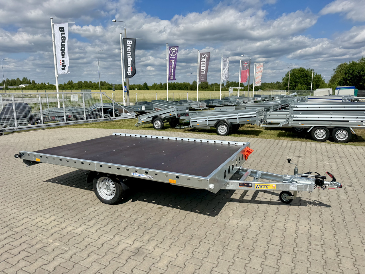 WIOLA QUAD 2H1.5 - przyczepa pod ATV Can-Am Maverick | Polaris RZR | 2 quady - Motorcycle trailer: picture 2 WIOLA QUAD 2H1.5 - przyczepa pod ATV Can-Am Maverick | Polaris RZR | 2 quady - Motorcycle trailer: picture 2