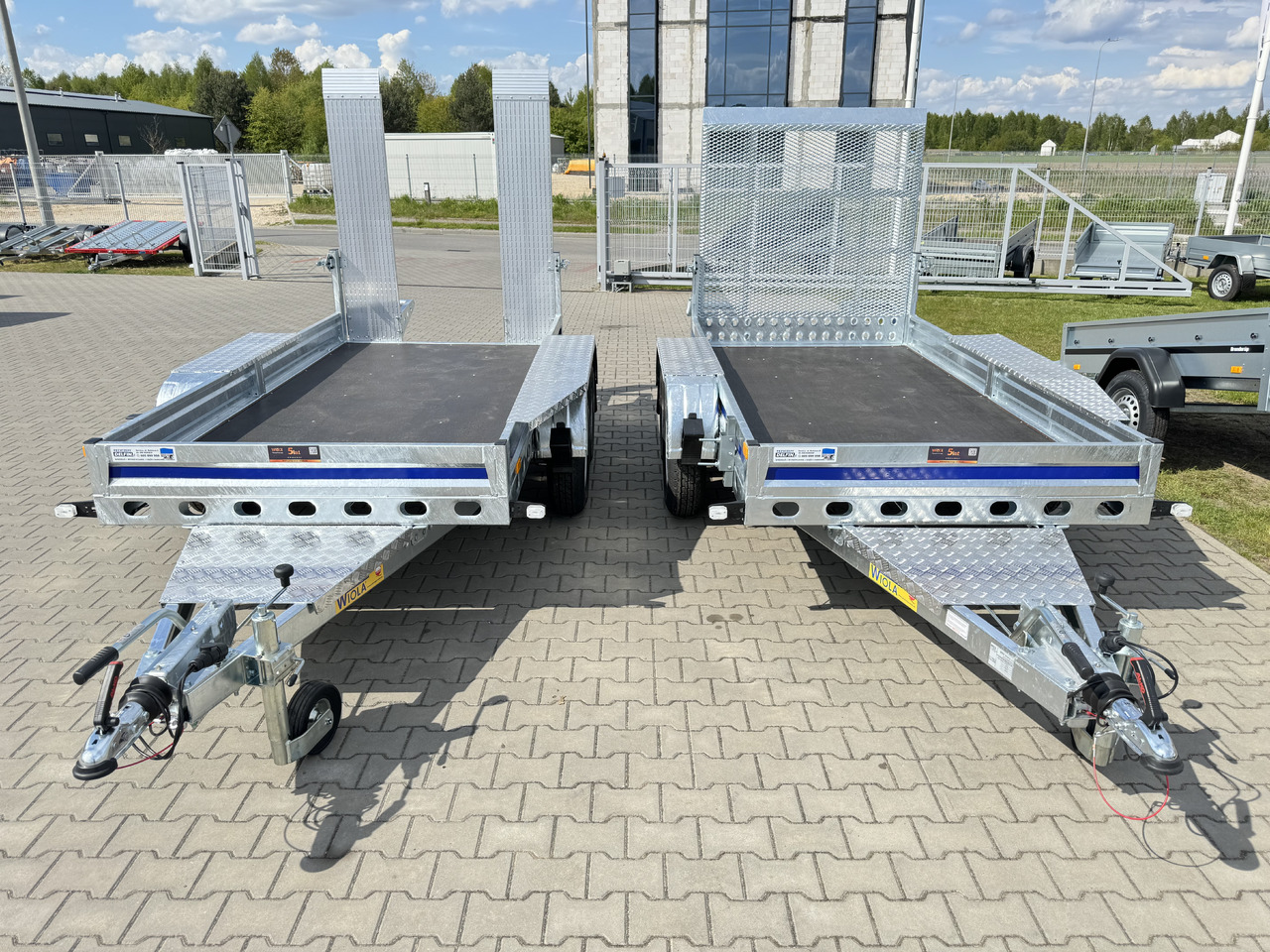 Wiola B2730 GVW 2700 kg machine transporter mini excavator 292x142 cm - Plant trailer: picture 3 Wiola B2730 GVW 2700 kg machine transporter mini excavator 292x142 cm - Plant trailer: picture 3