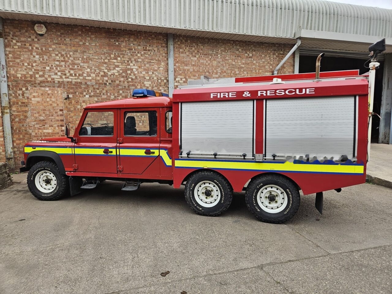 Land Rover 130 - Fire engine: picture 2 Land Rover 130 - Fire engine: picture 2