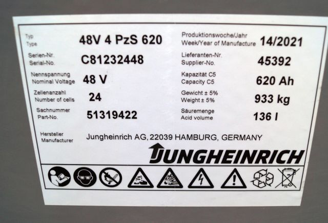Jungheinrich unknown | Battery 48V620Ah 48 4PZS620 year 4/2021 933 kg dimension Battery 48V620Ah 48 4PZS620 year 4/2021 933 kg dimensions 83,5x52,5x78,5cm sn. C8122448 - Battery for Material handling equipment: picture 3 Jungheinrich unknown | Battery 48V620Ah 48 4PZS620 year 4/2021 933 kg dimension Battery 48V620Ah 48 4PZS620 year 4/2021 933 kg dimensions 83,5x52,5x78,5cm sn. C8122448 - Battery for Material handling equipment: picture 3