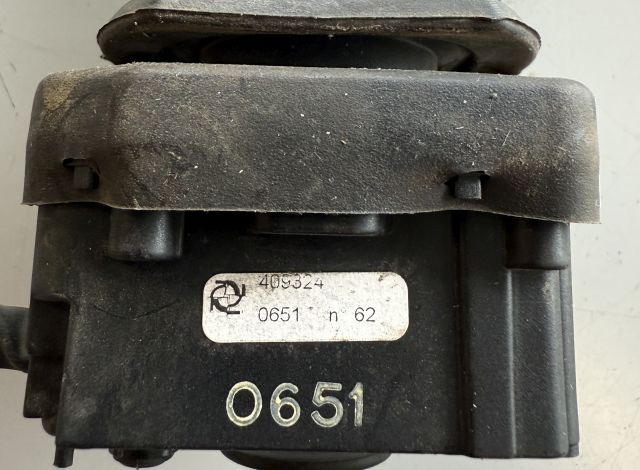 Linde 409324 | Joystick Single Axis Still no. 8409324 sn 0651 62 - Electrical system for Material handling equipment: picture 2 Linde 409324 | Joystick Single Axis Still no. 8409324 sn 0651 62 - Electrical system for Material handling equipment: picture 2