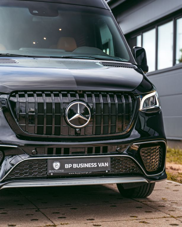 Mercedes-Benz Sprinter 319 VIP Business Van/ TV/ Premium Sound - Minibus, People carrier: picture 3 Mercedes-Benz Sprinter 319 VIP Business Van/ TV/ Premium Sound - Minibus, People carrier: picture 3