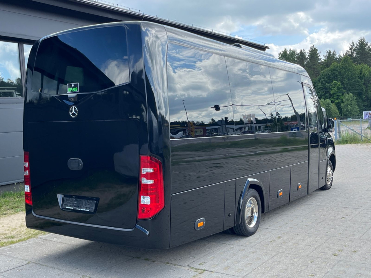 Mercedes-Benz Sprinter 519/ 3.0 V6 / LUXURY Tourist Bus - Coach: picture 1 Mercedes-Benz Sprinter 519/ 3.0 V6 / LUXURY Tourist Bus - Coach: picture 1