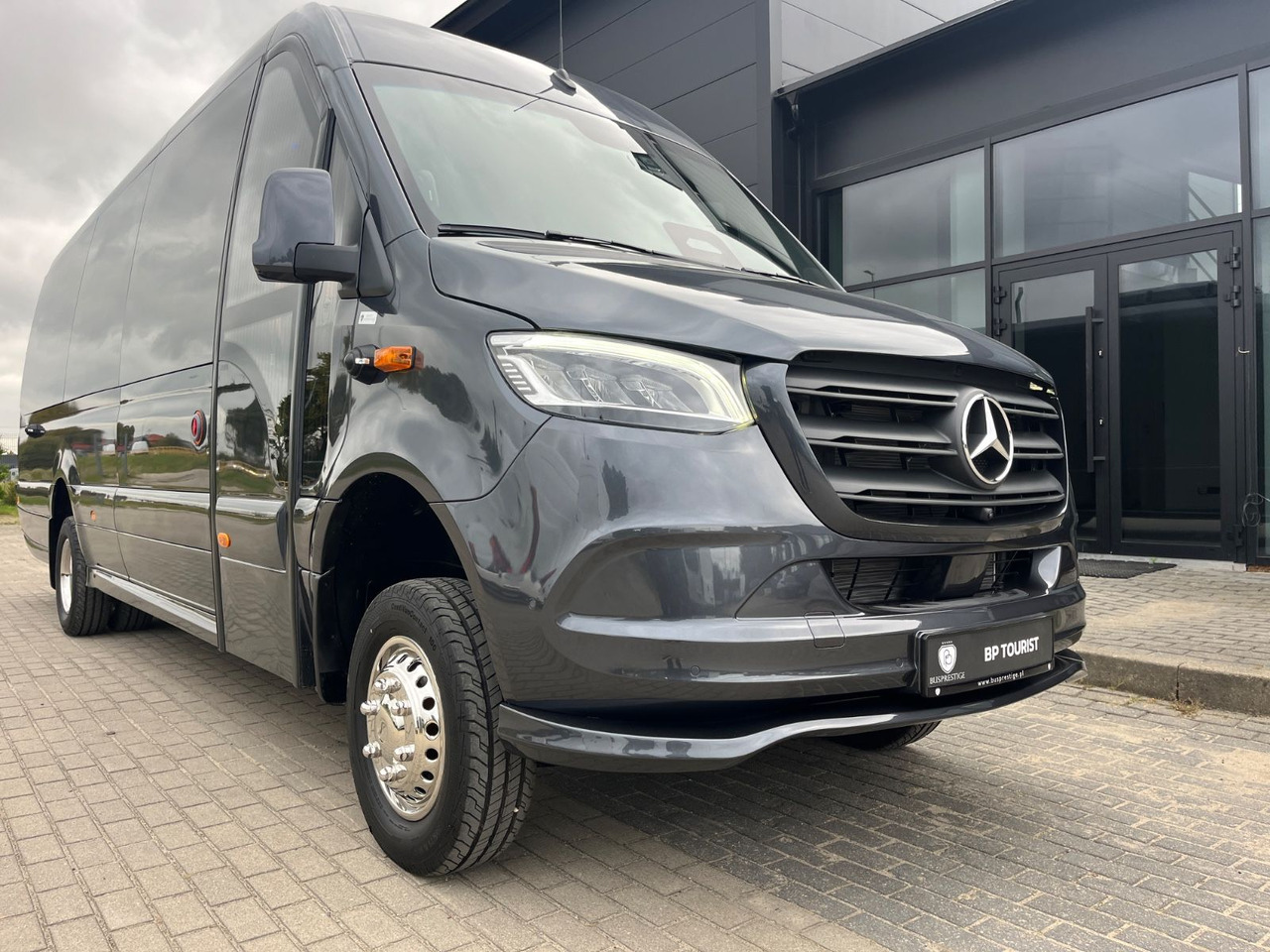 Mercedes-Benz Sprinter 519 AWD 4x4 TOURIST  / 21 to 24 Seats - Minibus, People carrier: picture 2 Mercedes-Benz Sprinter 519 AWD 4x4 TOURIST  / 21 to 24 Seats - Minibus, People carrier: picture 2