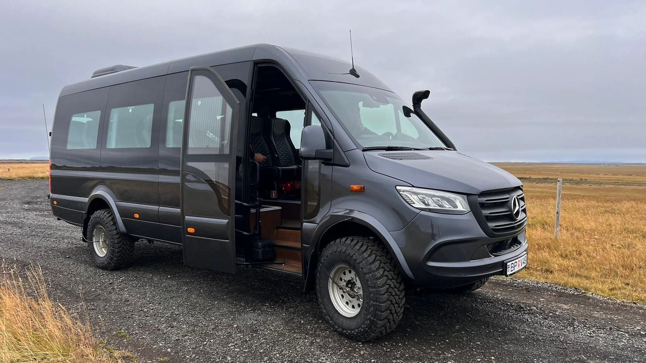 Mercedes-Benz Sprinter 519 AWD 4x4 TOURIST / 21 to 24 Seats - Minibus, People carrier: picture 3 Mercedes-Benz Sprinter 519 AWD 4x4 TOURIST / 21 to 24 Seats - Minibus, People carrier: picture 3