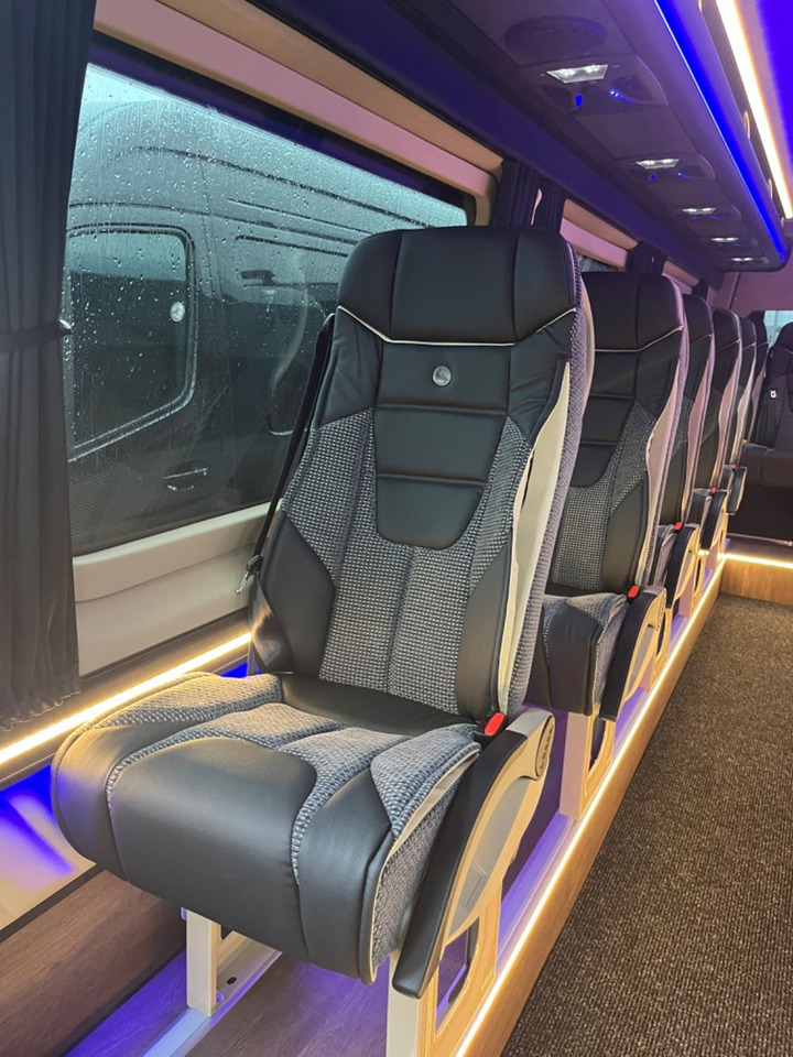 Mercedes-Benz Sprinter 519 AWD 4x4 TOURIST / 21 to 24 Seats - Minibus, People carrier: picture 5 Mercedes-Benz Sprinter 519 AWD 4x4 TOURIST / 21 to 24 Seats - Minibus, People carrier: picture 5