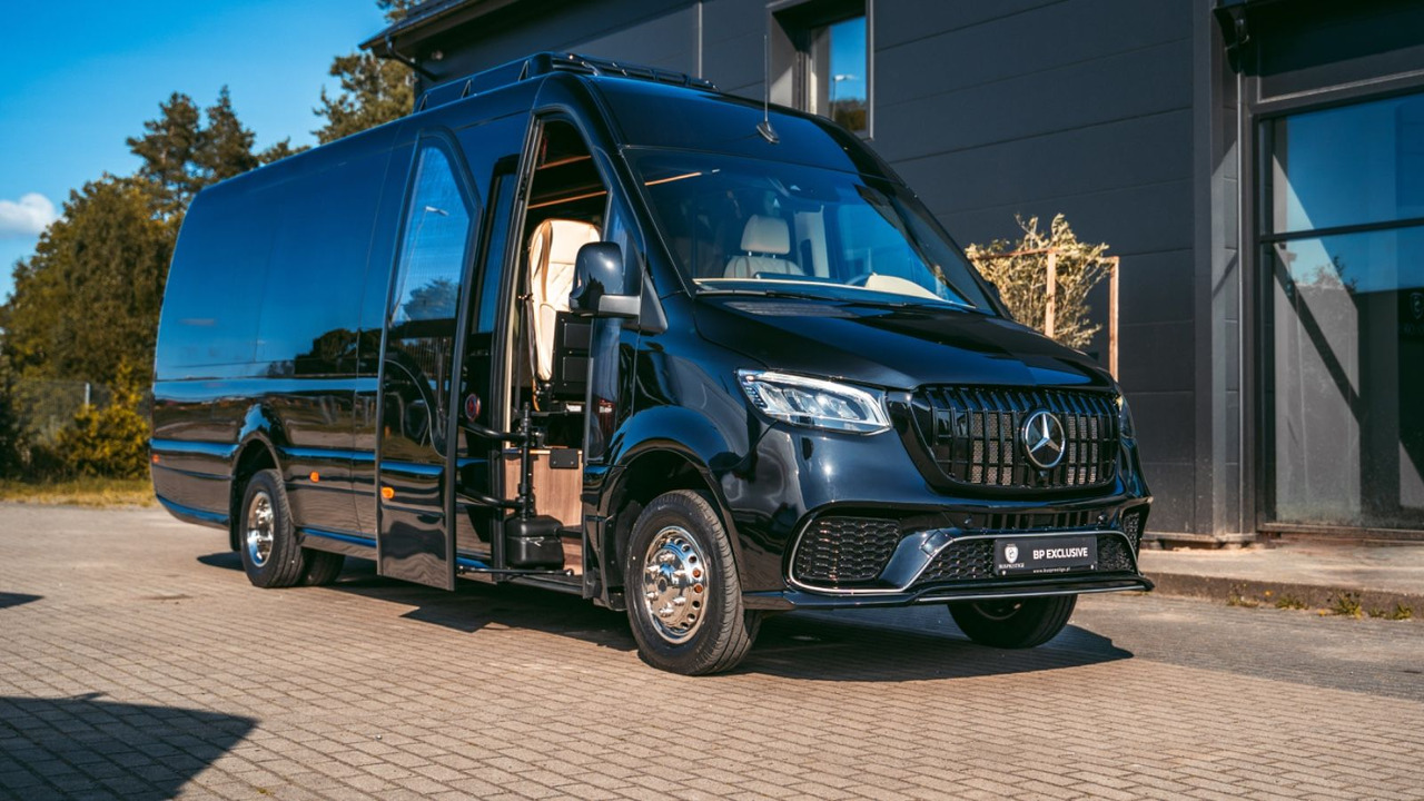 Mercedes-Benz Sprinter 519 Luxury Bus / 19+1+1 / Panorama XL - Minibus, People carrier: picture 1 Mercedes-Benz Sprinter 519 Luxury Bus / 19+1+1 / Panorama XL - Minibus, People carrier: picture 1
