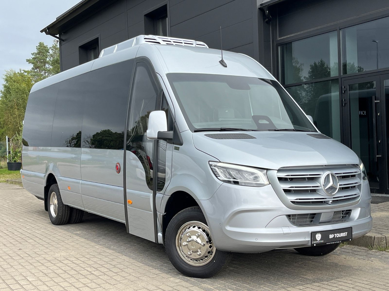 Mercedes-Benz Sprinter 519 TRANSFER XL / 22+1+1 / ON STOCK!!! Mercedes-Benz Sprinter 519 TOURIST XL/ 21-24 Seats/ IN STOCK! - Minibus, People carrier: picture 1 Mercedes-Benz Sprinter 519 TRANSFER XL / 22+1+1 / ON STOCK!!! Mercedes-Benz Sprinter 519 TOURIST XL/ 21-24 Seats/ IN STOCK! - Minibus, People carrier: picture 1