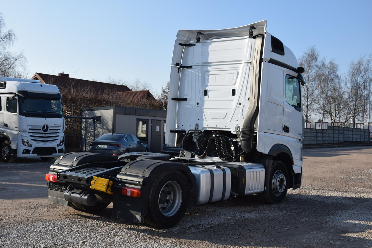 Mercedes-Benz Actros 5 1845 BigSpace - Tractor unit: picture 4 Mercedes-Benz Actros 5 1845 BigSpace - Tractor unit: picture 4