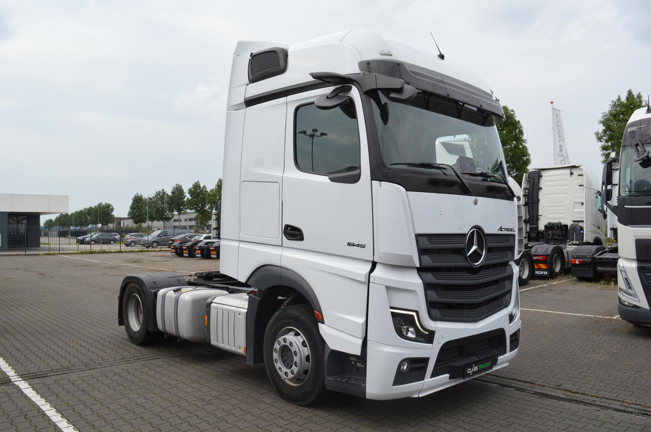 Mercedes-Benz Actros 5 1845 BigSpace - Tractor unit: picture 3 Mercedes-Benz Actros 5 1845 BigSpace - Tractor unit: picture 3