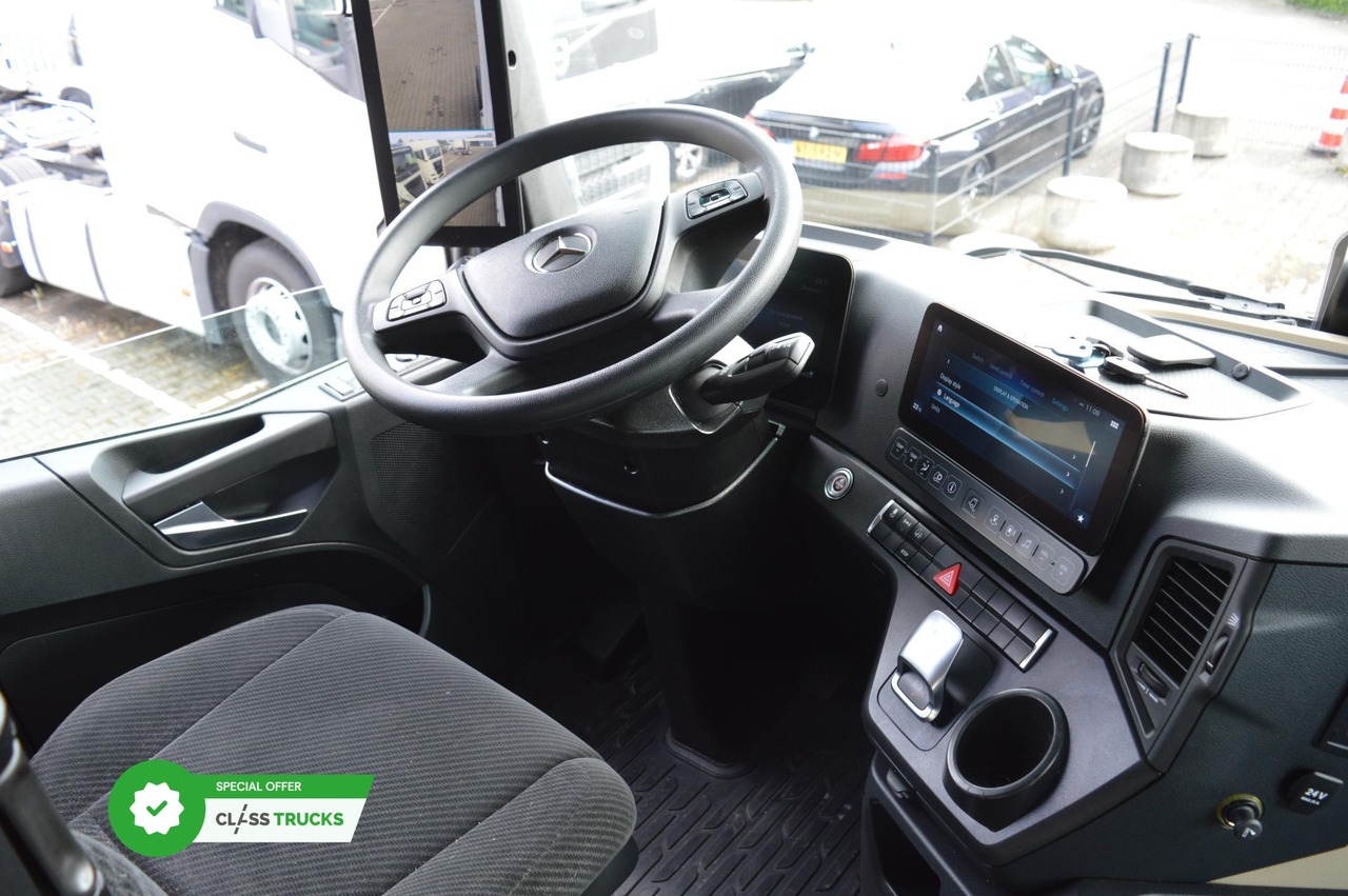 Tractor unit Mercedes-Benz Actros 5 1845 BigSpace: picture 13 Tractor unit Mercedes-Benz Actros 5 1845 BigSpace: picture 13