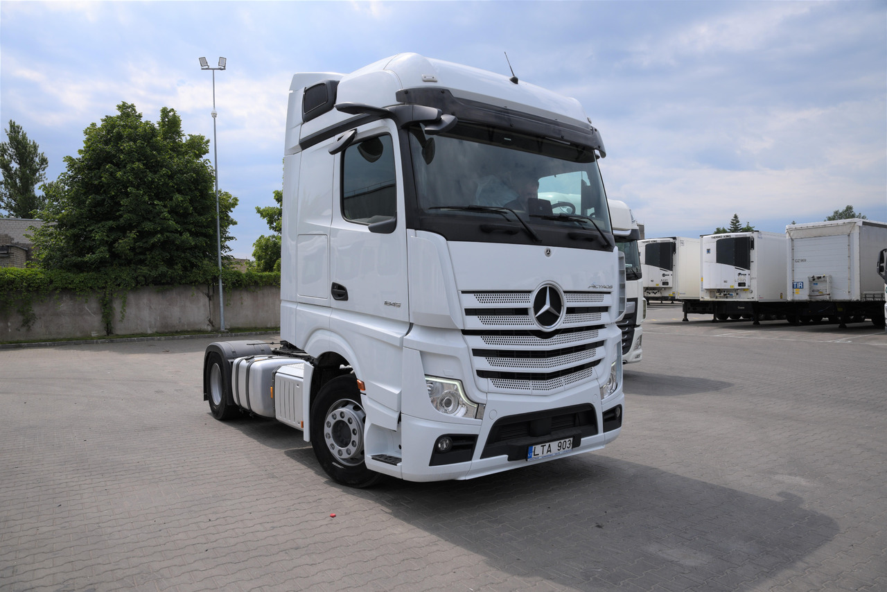 Mercedes-Benz Actros 5 1845 BigSpace - Tractor unit: picture 2 Mercedes-Benz Actros 5 1845 BigSpace - Tractor unit: picture 2
