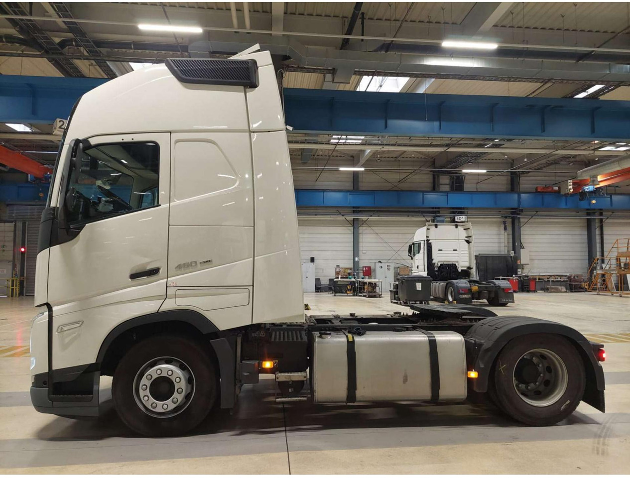 Volvo FH 460 Globetrotter XL i-Save - Tractor unit: picture 3 Volvo FH 460 Globetrotter XL i-Save - Tractor unit: picture 3
