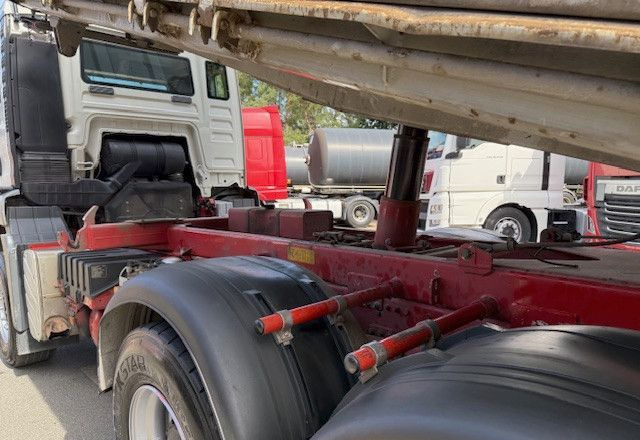 MAN TGS 26.480 6x4 BB | Wywrotka MEILLER | 480 KM | Manual | Hydraulika | Euro5 - Tipper: picture 4 MAN TGS 26.480 6x4 BB | Wywrotka MEILLER | 480 KM | Manual | Hydraulika | Euro5 - Tipper: picture 4