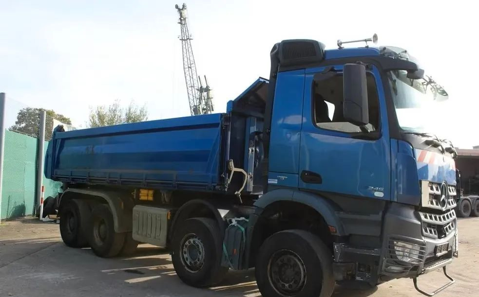 Mercedes-Benz 3245 | 8x4 | Wywrotka 3-stronna Meiller | Retarder | Bordmatik | Euro 6 | Klima | 308 798 km - Tipper: picture 3 Mercedes-Benz 3245 | 8x4 | Wywrotka 3-stronna Meiller | Retarder | Bordmatik | Euro 6 | Klima | 308 798 km - Tipper: picture 3